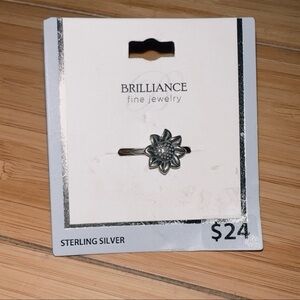 Brilliance Sterling Silver Flower Ring size 7